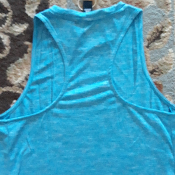 *Host Pick*Adidas ladies top - Picture 5 of 8